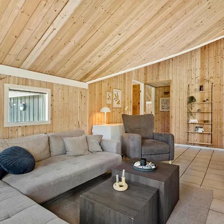 Amazing In With Sauna *