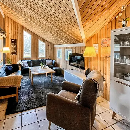 Amazing In With Sauna