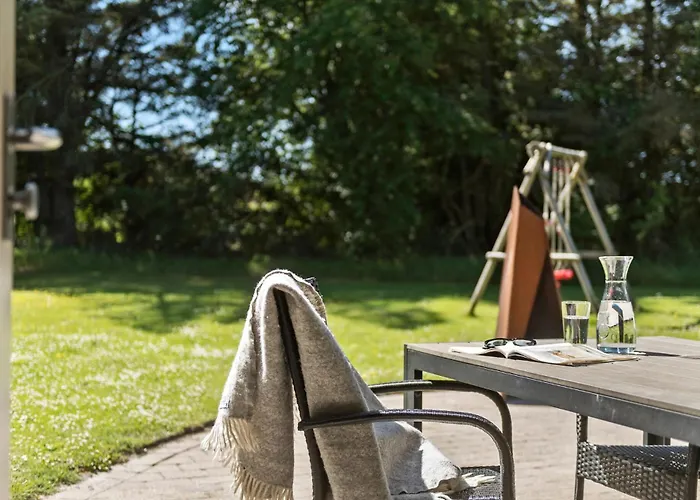 Feriehus Amazing In With Sauna